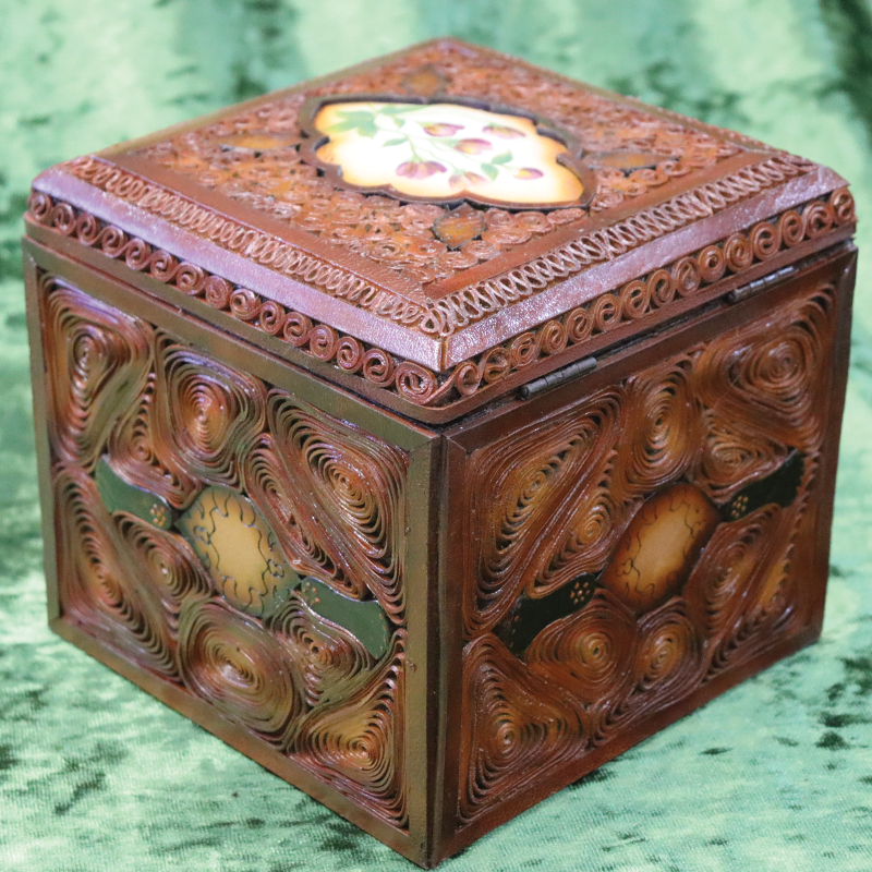 جعبه جواهراتی با نقاشی